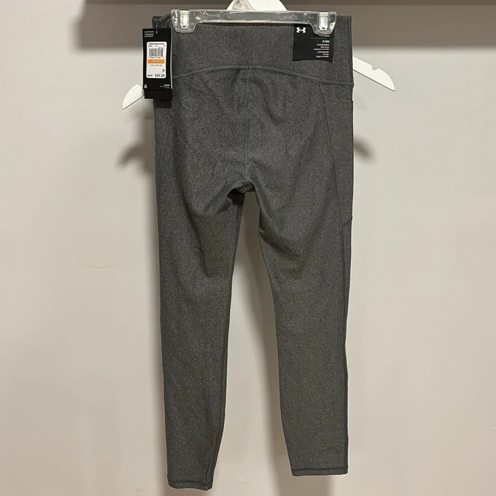 Under Armour high rise ankle legging. - Picture 4 of 7